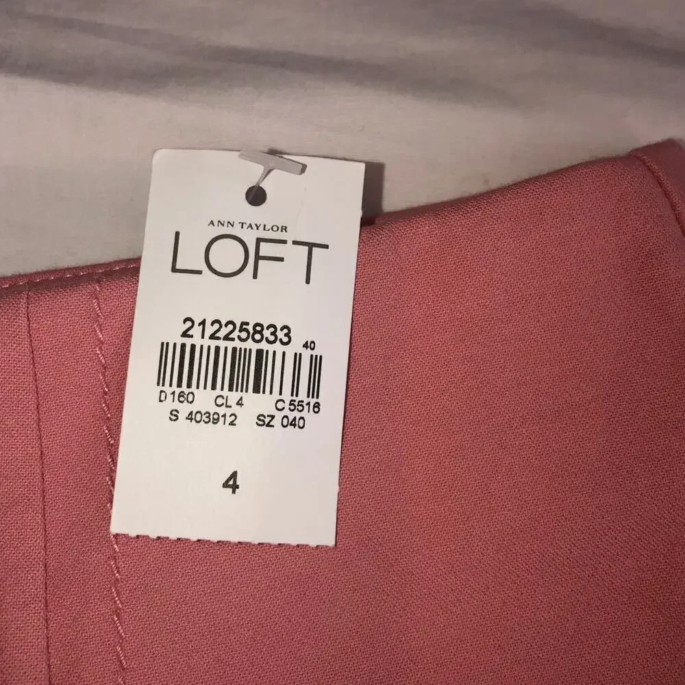 Loft Pink Skirt Size 4 Pockets Stretch Blend Short Lined Zipper BRAND NEW